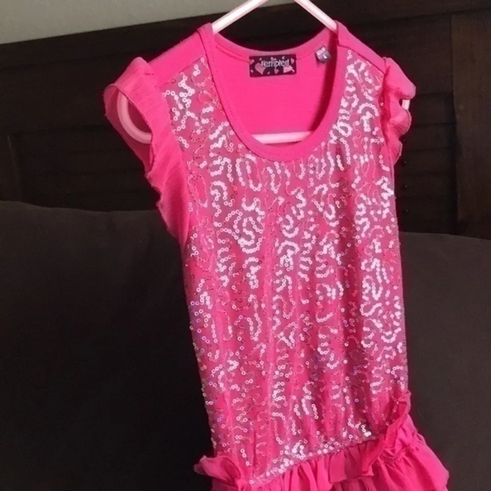 Tempted Girls Sequined Dress Size 4T Bright Pink Ruffled Bottom